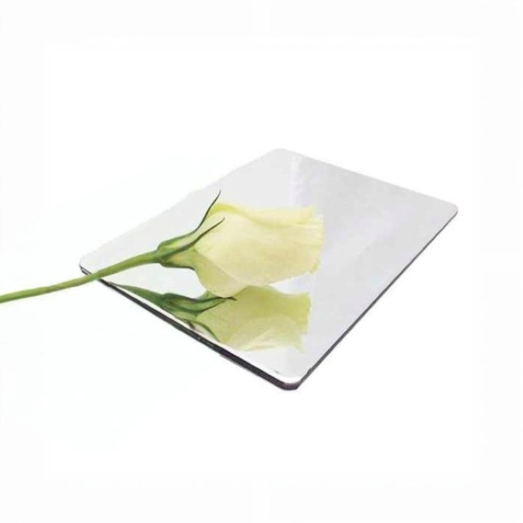 Што ги прави сребрените алуминиумски композитни панели одличен избор за вашите проекти